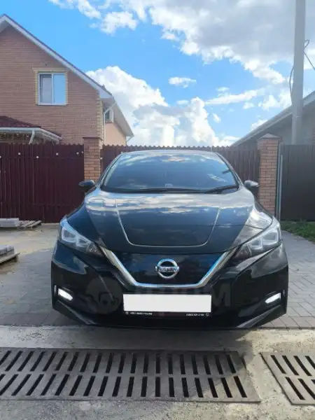 Продажа Nissan Leaf 2 поколение (ZE1) 2020 года - Авто в Омск