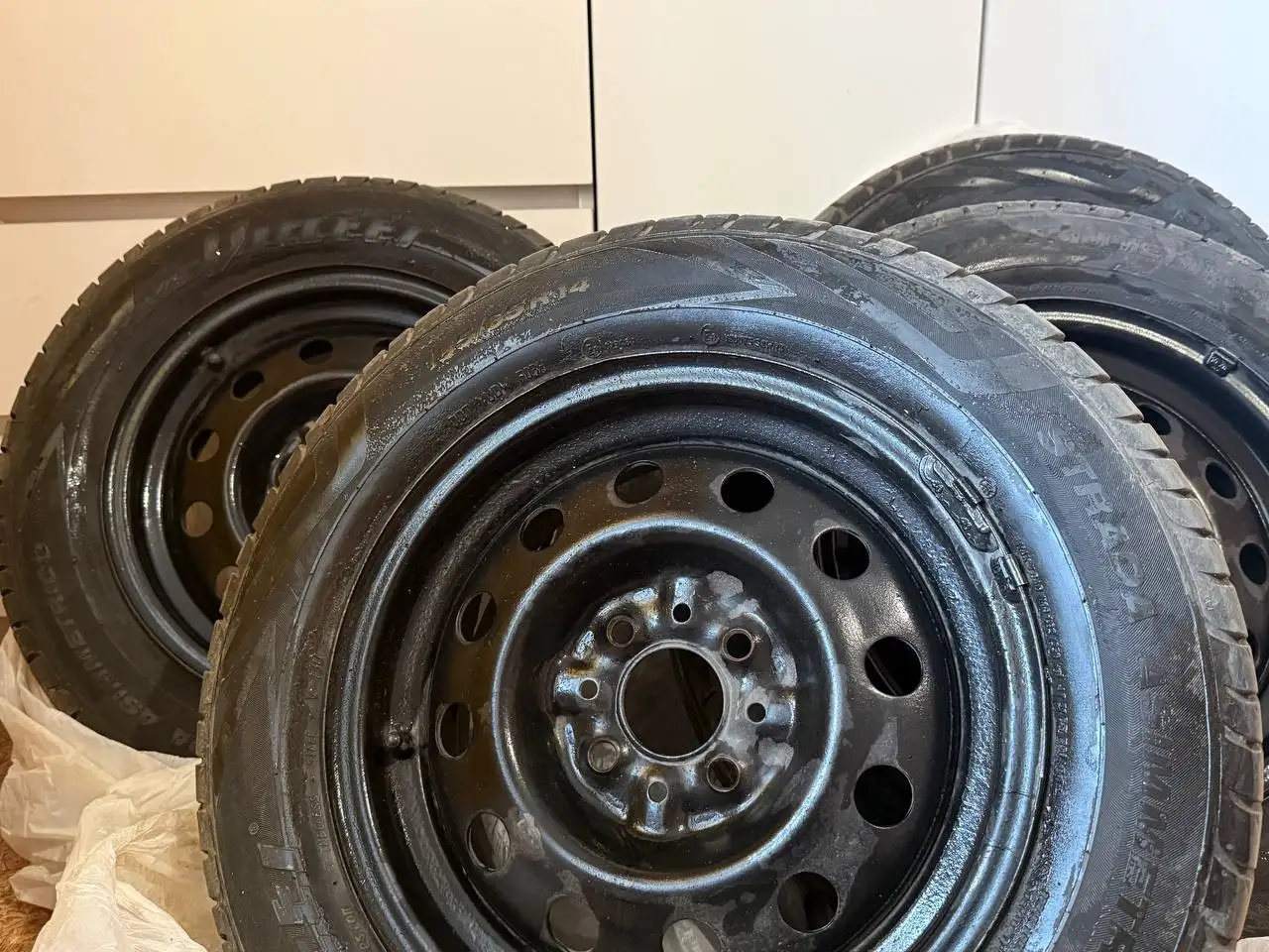 Летние колеса на Ваз 185/65 R14 Viatti - Шины и диски (Запчасти) в Казань