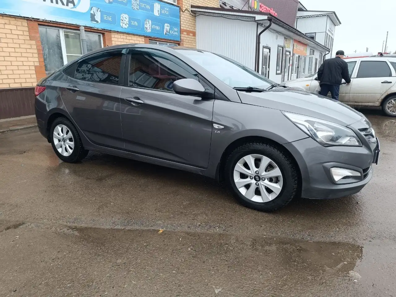 Автомобиль 2016 года 1.6 МТ в отличном состоянии - Легковые автомобили (Авто) в Казань