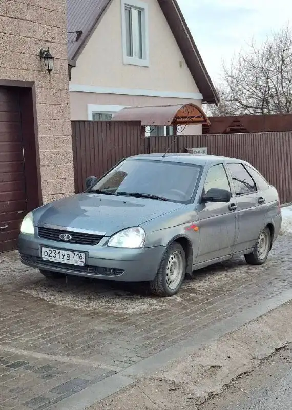 Продается Лада Приора 2011 года - Легковые автомобили (Авто) в Казань