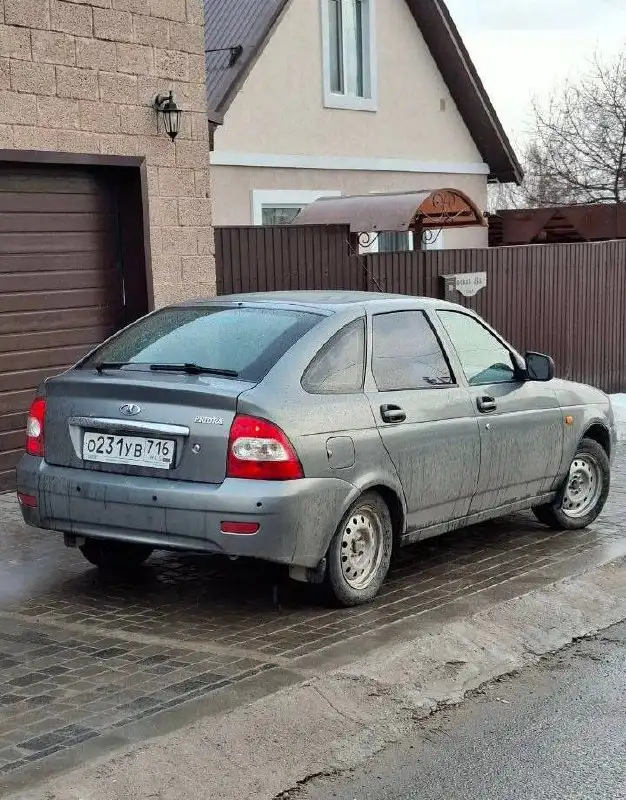 Продается Лада Приора 2011 года - Легковые автомобили (Авто) в Казань