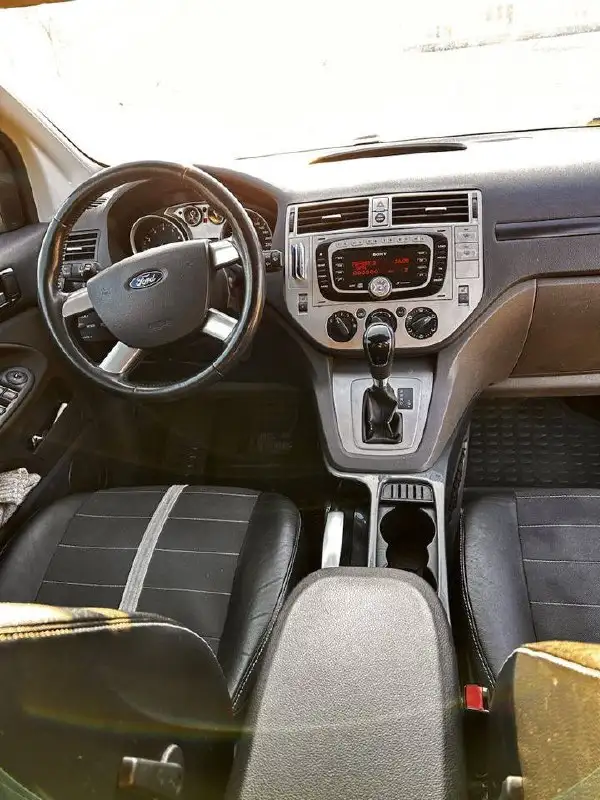 Toyota RAV4 2009г бензин 2.5л автомат полный привод - Легковые автомобили (Авто) в Уфа