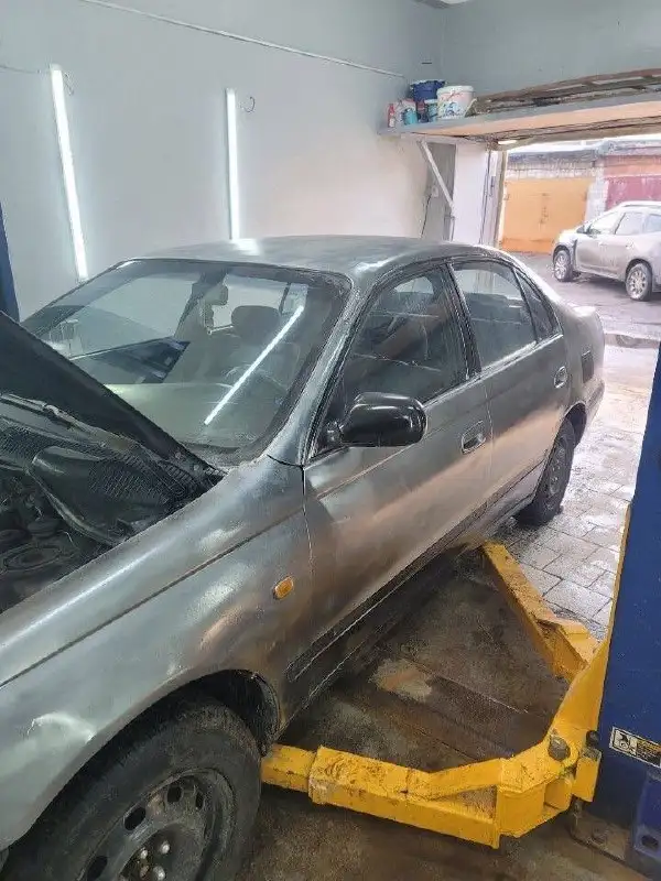 Продажа автомобиля Карина е 1992 с неисправным двигателем - Авто в Казань