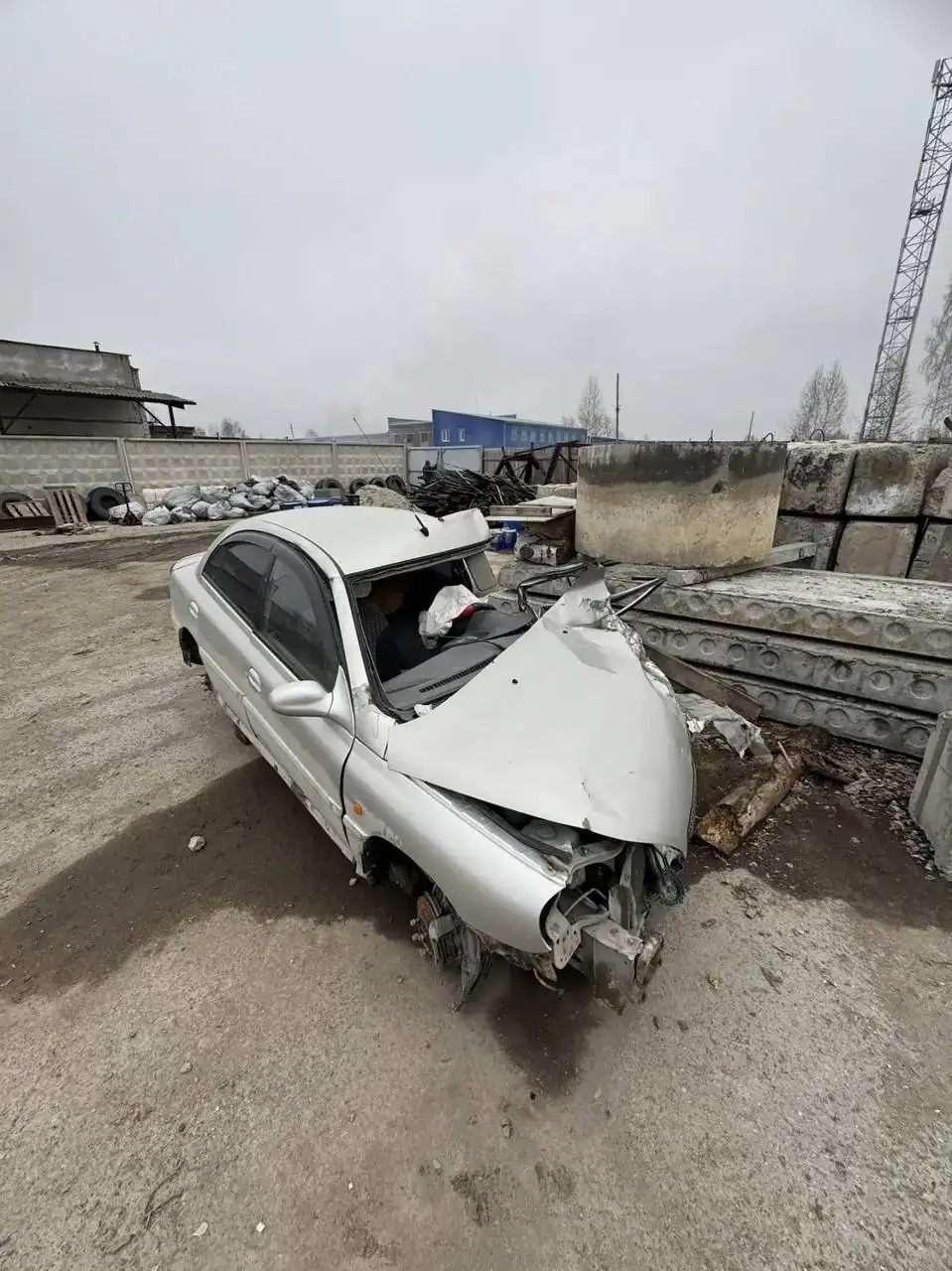 Автомобиль 2001 года выпуска, 1.5 бензин, механика - Легковые автомобили (Авто) в Асбест