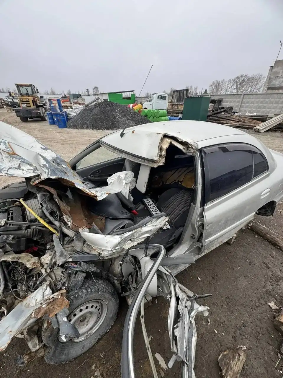 Автомобиль 2001 года выпуска, 1.5 бензин, механика - Легковые автомобили (Авто) в Асбест