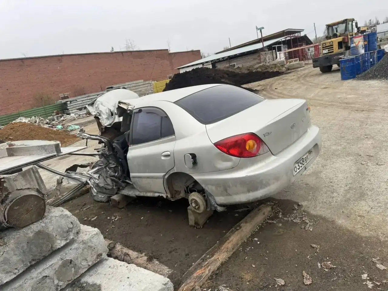 Автомобиль 2001 года выпуска, 1.5 бензин, механика - Легковые автомобили (Авто) в Асбест