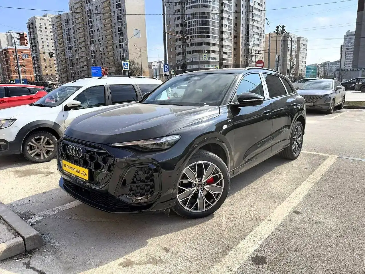 Audi Q5L 2.0 AMT 2025 года - Авто в Казань