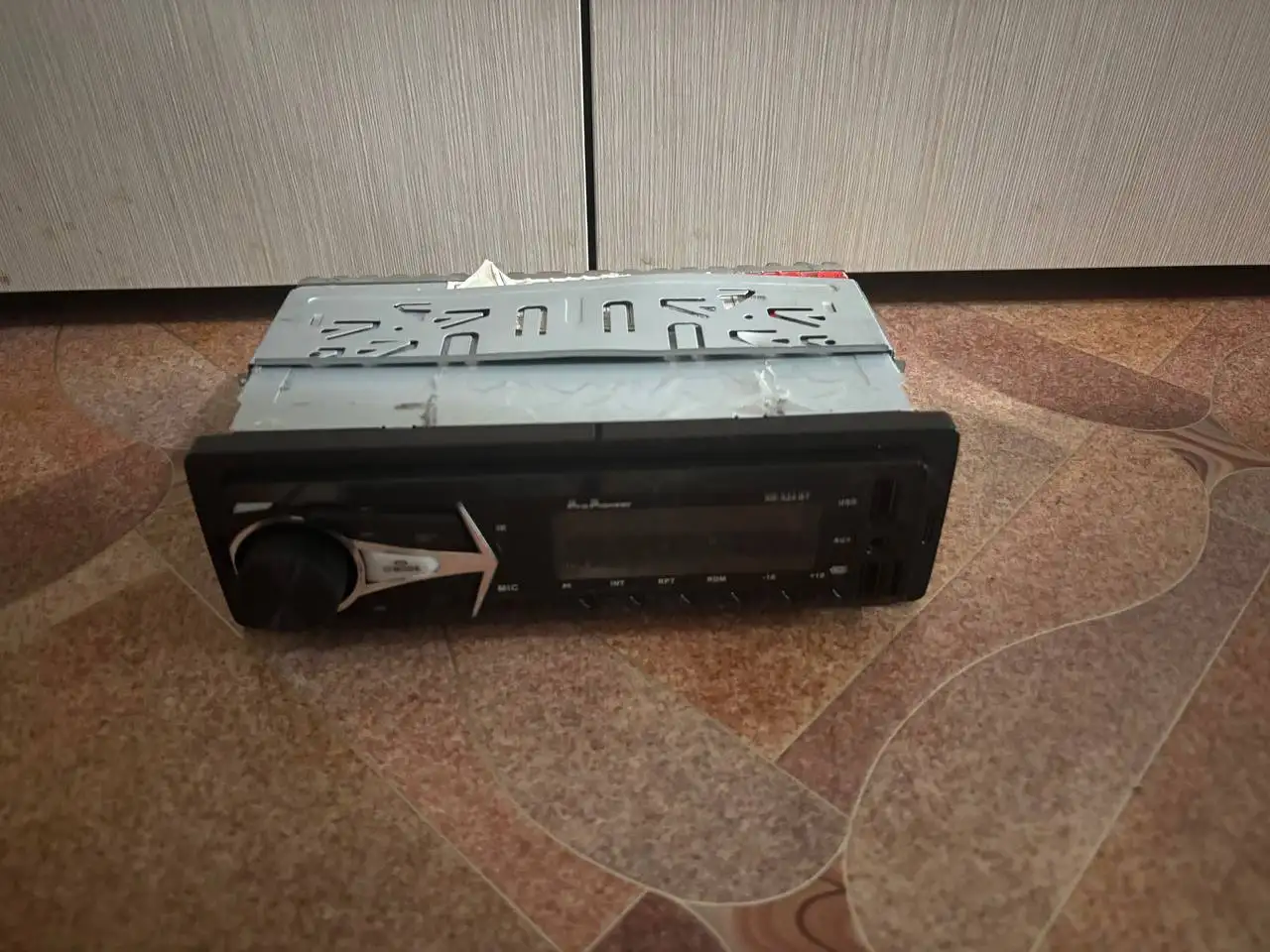 Продажа автозапчастей и аудиооборудования - Автозапчасти (Запчасти) в Казань