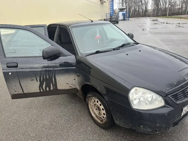 Автомобиль 2011 года, 16 клапанов, люкс с кондиционером - Автомобили в Казань