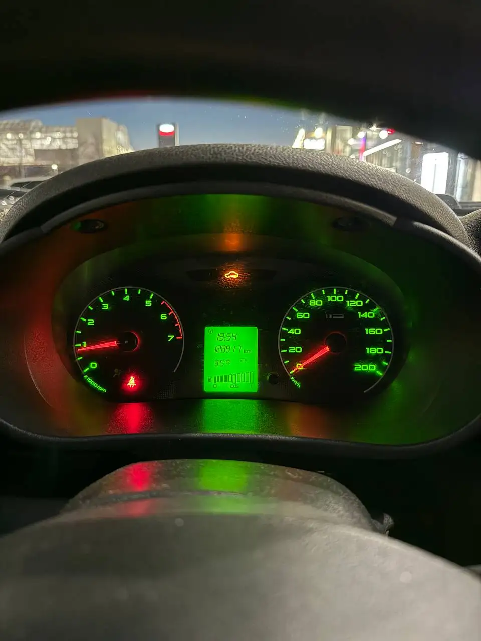 Продажа Lada Granta лифтбек 2016 года - Легковые автомобили (Авто) в Казань