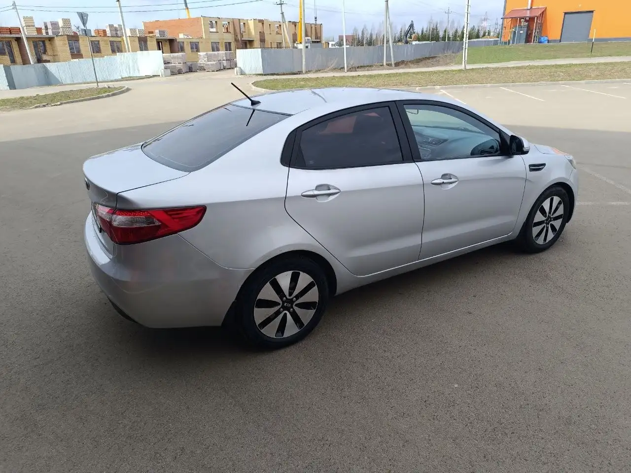 Kia Rio 2013 года в отличном состоянии - Легковые автомобили (Авто) в Казань