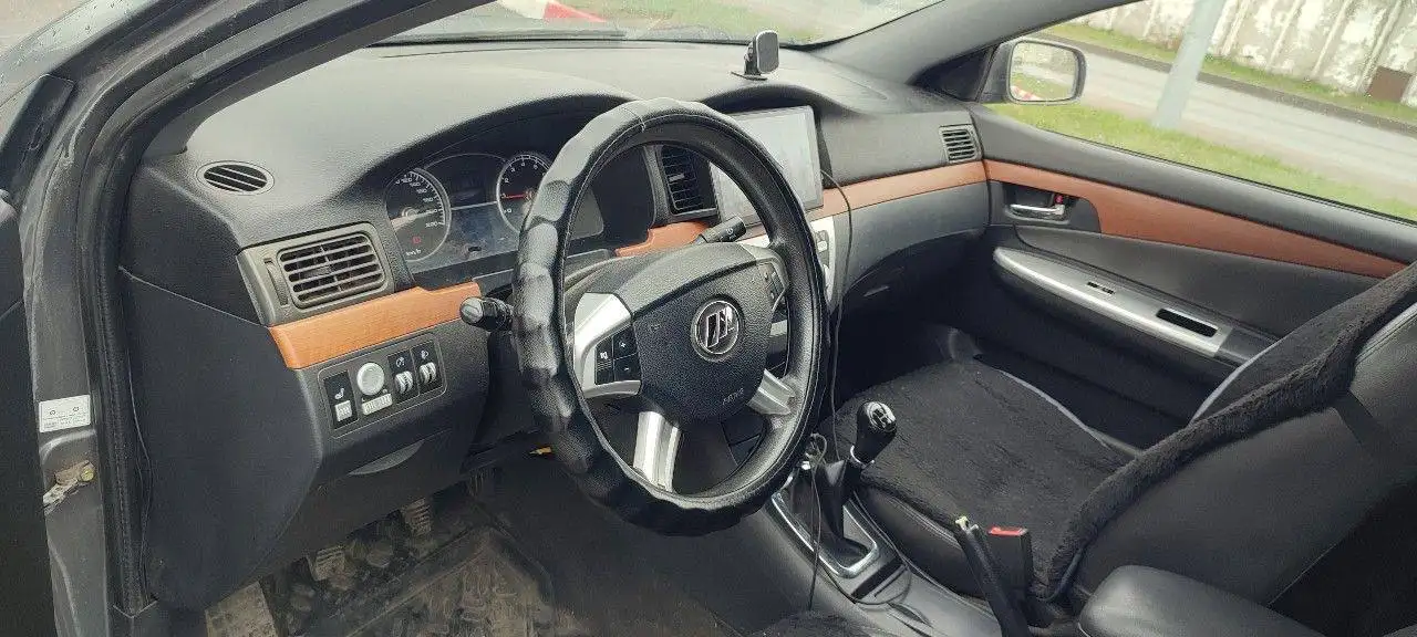 Продажа автомобиля Lada Priora 2013 года с пробегом 144547 км - Легковые автомобили (Авто) в Казань