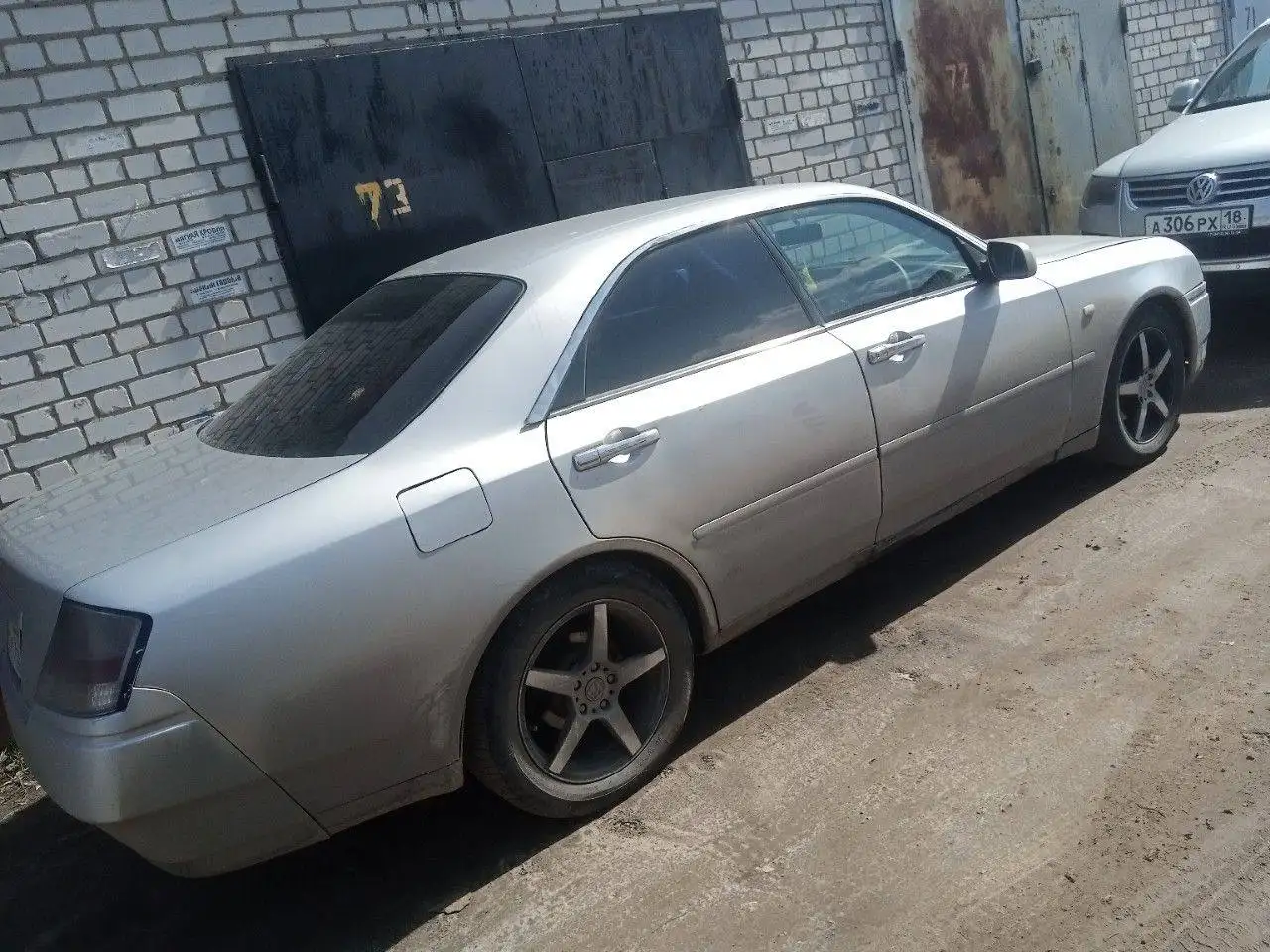 Nissan Gloria 1980 -  в Казань