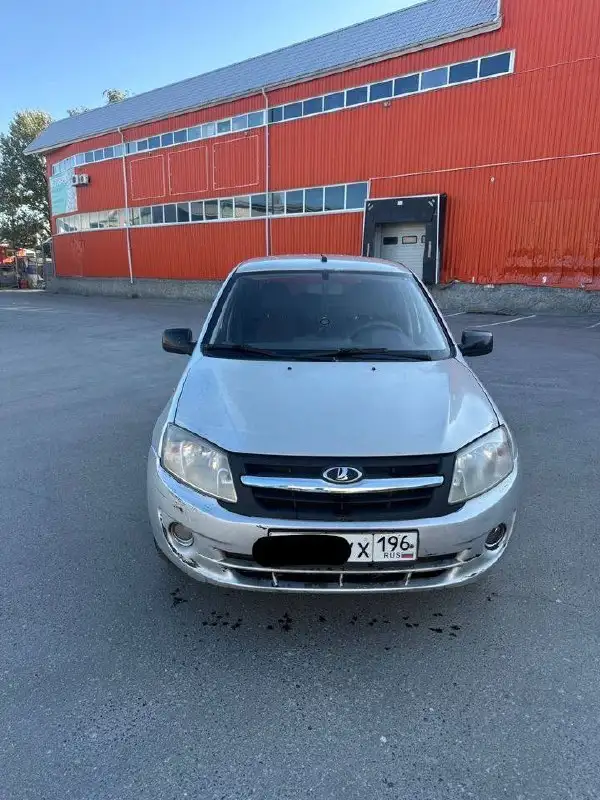 Автомобиль 2014 года - Авто в Екатеринбург