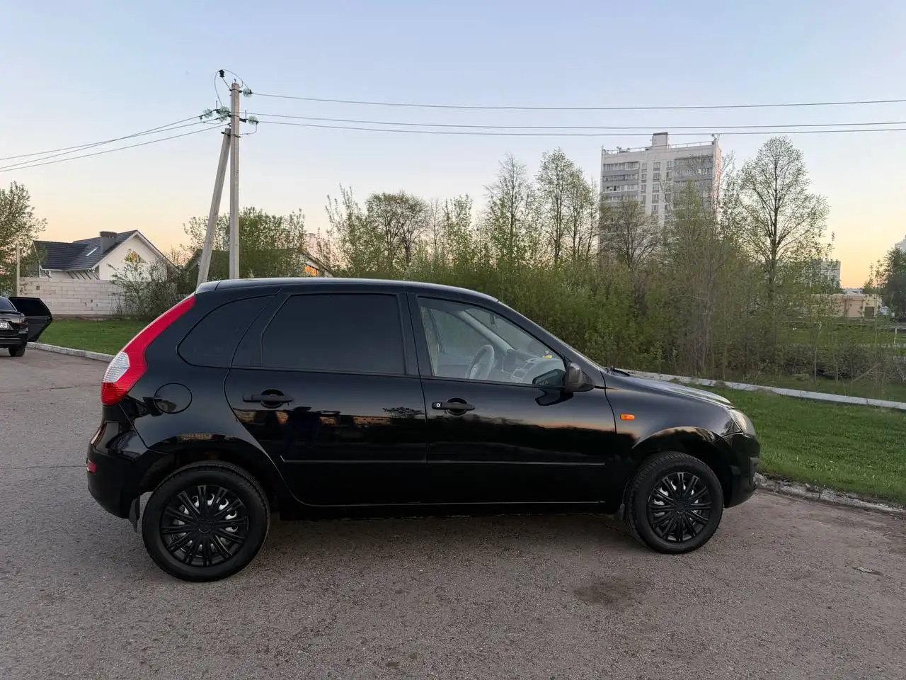 Lada Kalina 2 2013 - Легковые автомобили (Авто) в Неизвестно