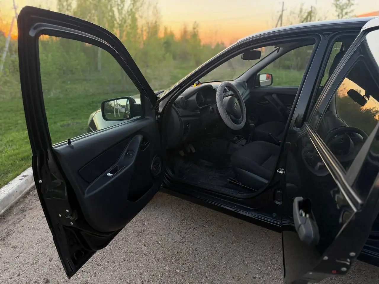 Lada Kalina 2 2013 - Легковые автомобили (Авто) в Неизвестно