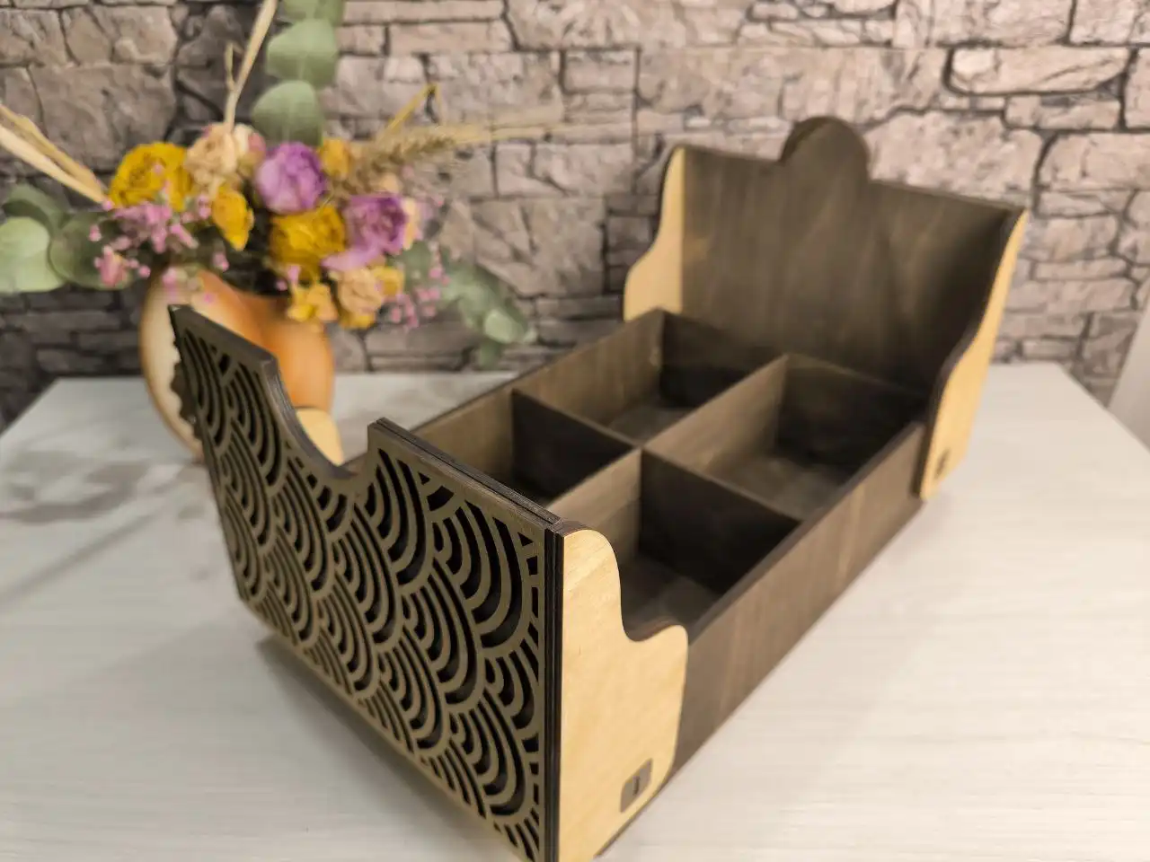 Шкатулки ручной работы и светильники