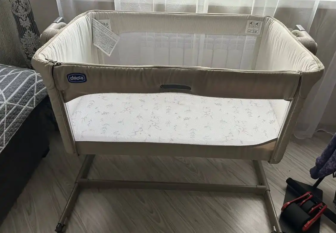 Детская кроватка Chicco Next2Me Magic