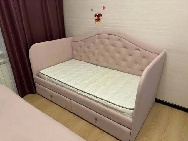 Кровать с матрасом для детей - Велосипеды в Чебоксары