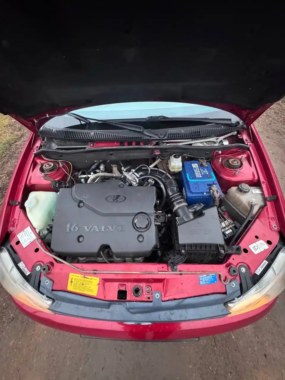 Автомобиль 2008 года в отличном состоянии