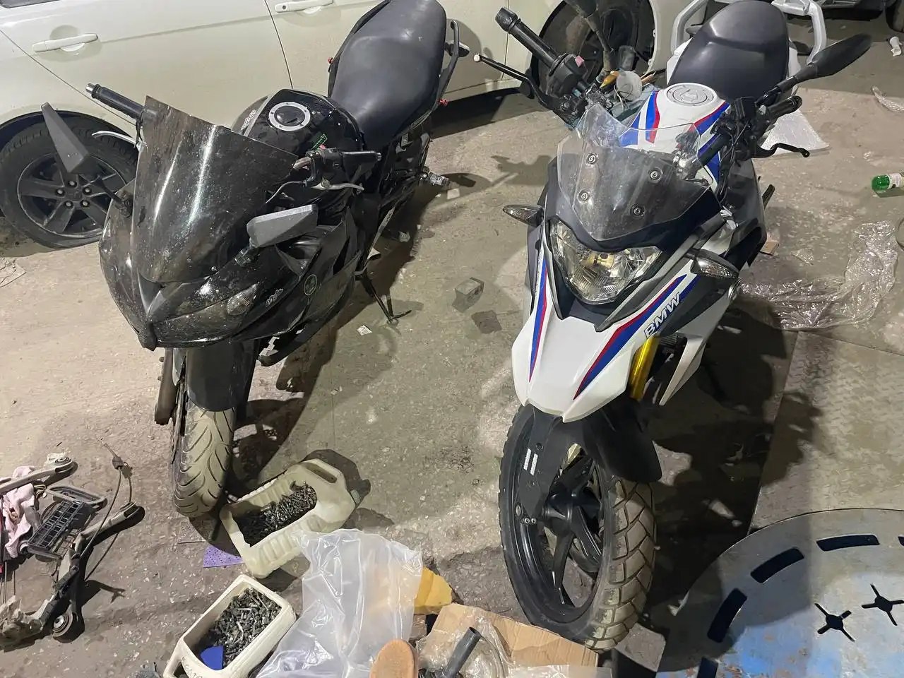 Продажа мотоциклов Kawasaki Ninja 400 и BMW 310