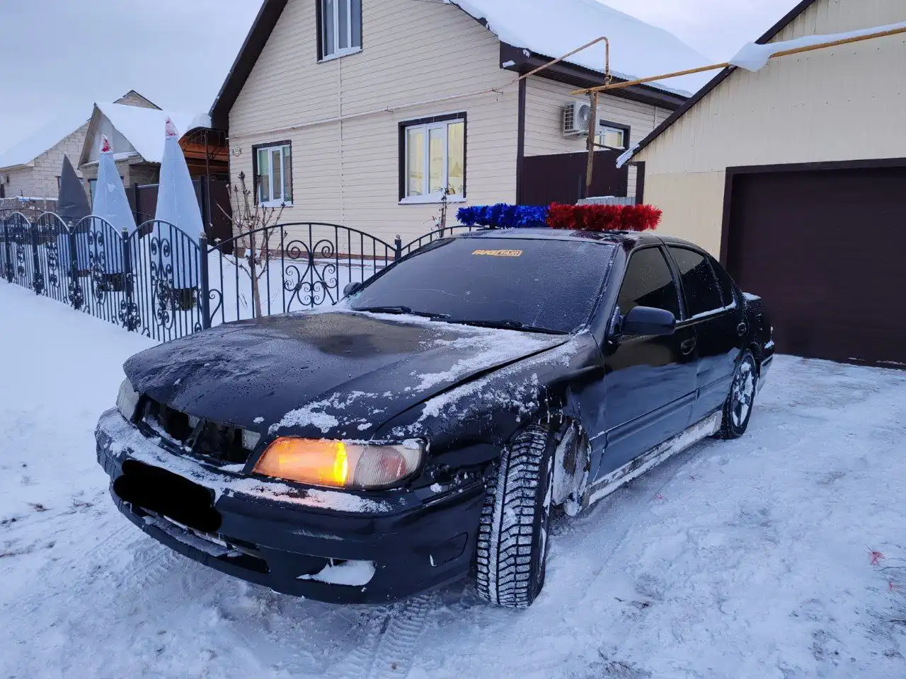 Продажа Ниссан передний привод автомат V6 2л