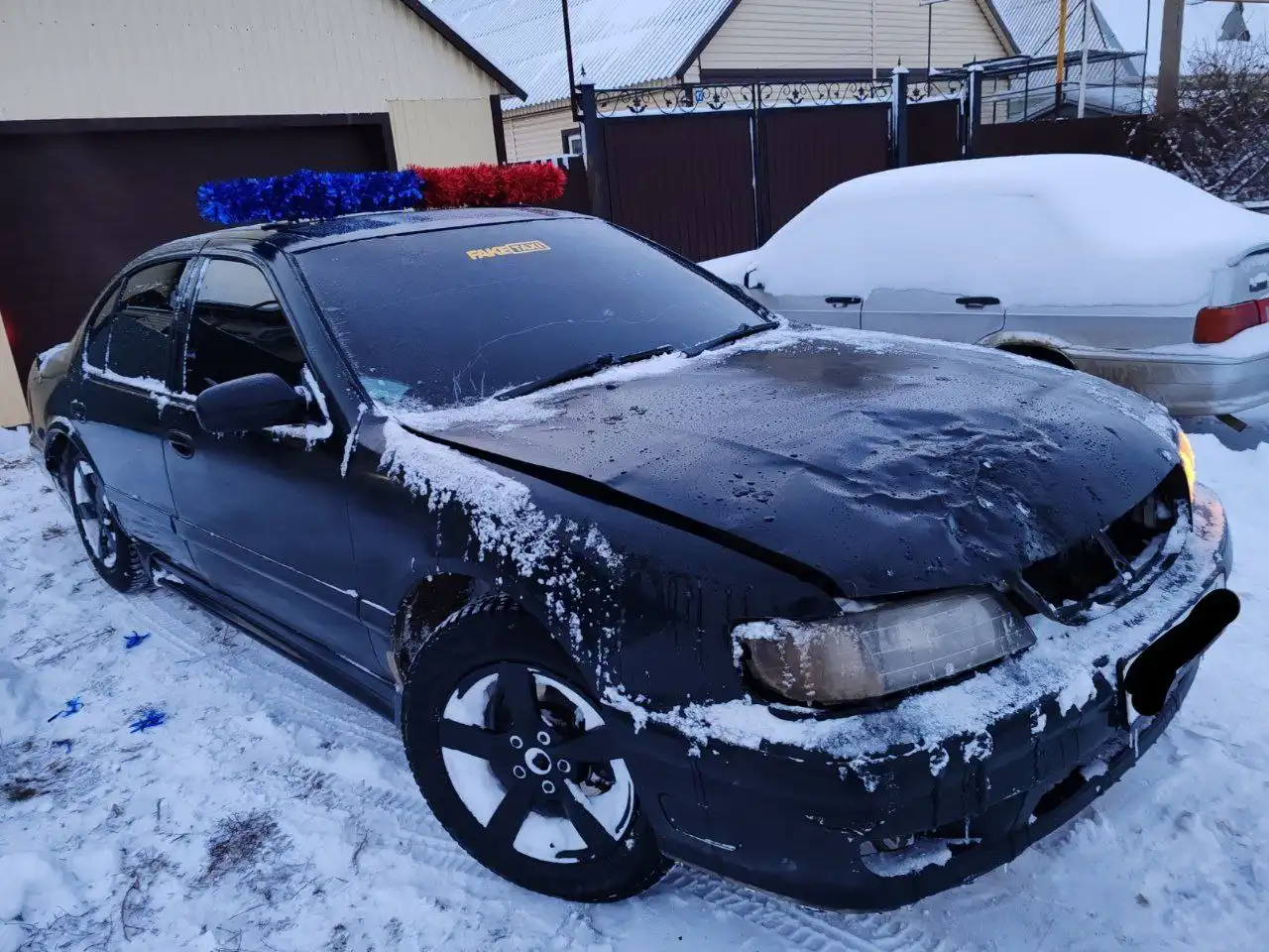 Продажа Ниссан передний привод автомат V6 2л