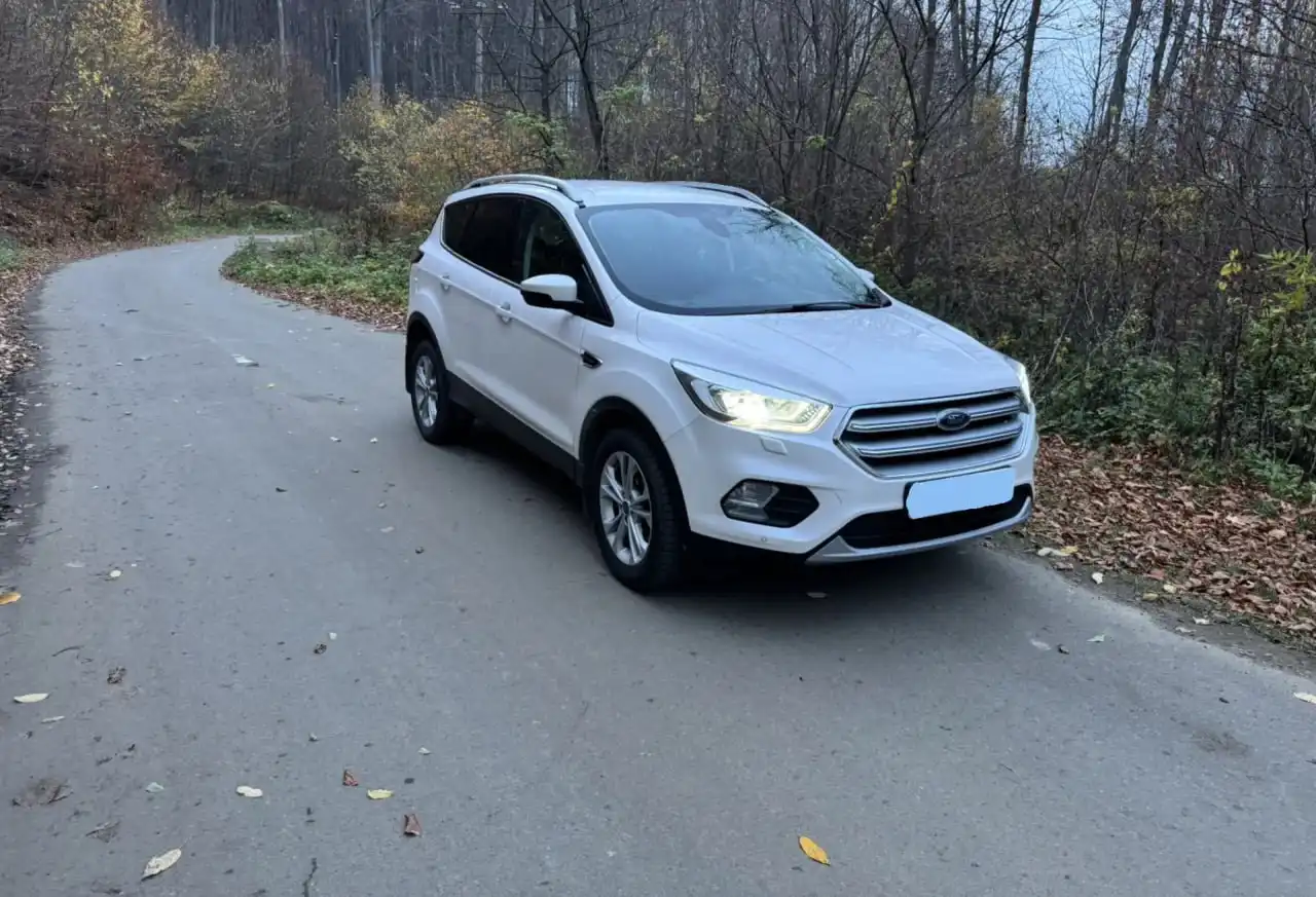 Ford Kuga 1.5 дизель автомат передний - Легковые автомобили (Авто) в Оренбург
