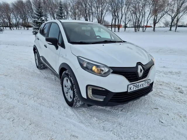 Renault Captur 2017 года, 168000 км, механика, полный электропакет - Авто в Оренбург