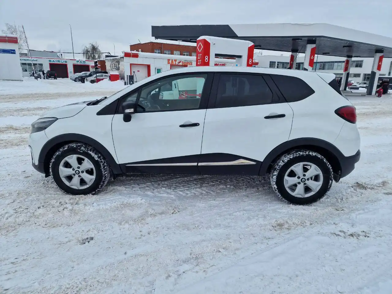 Renault Captur 2017 года, 168000 км, механика, полный электропакет - Легковые автомобили (Авто) в Оренбург