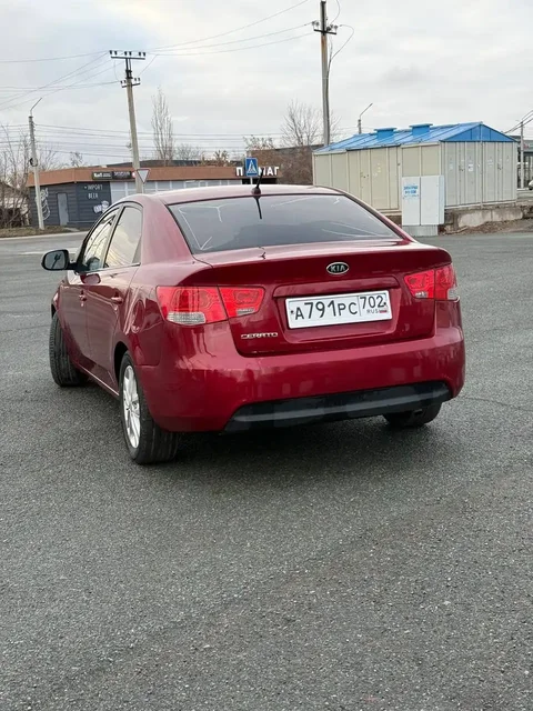 Kia Cerato 2011 года в хорошем состоянии - частное объявление в Оренбург
