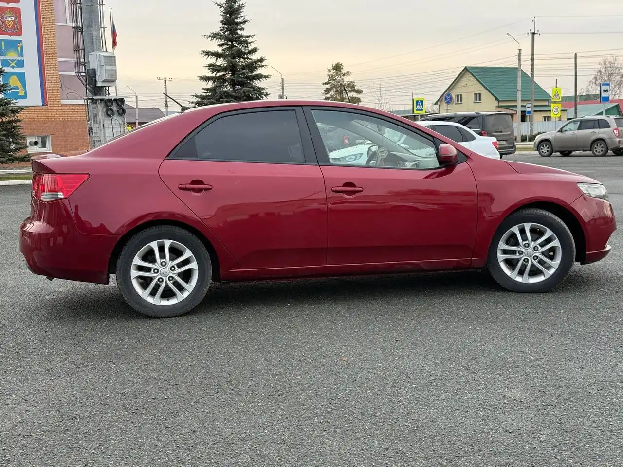 Kia Cerato 2011 года в хорошем состоянии