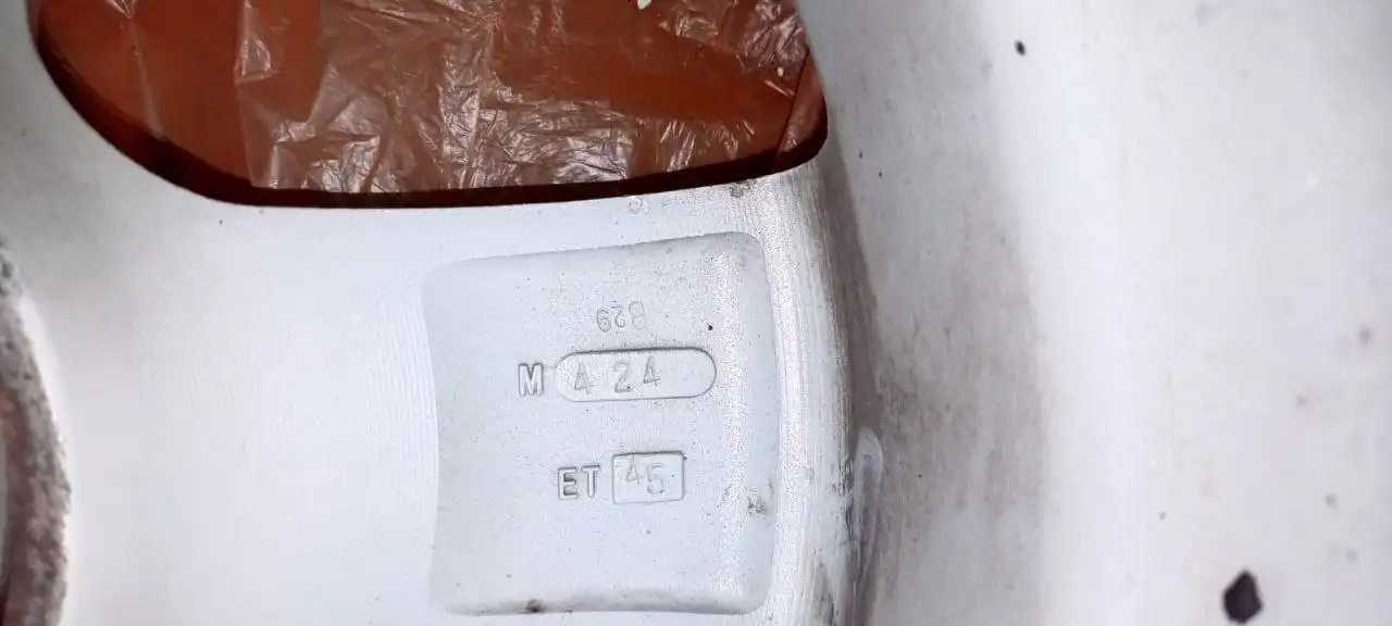 Продажа автомобиля Nissan R16