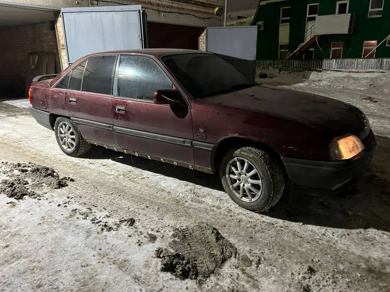 Жигули задний привод, ГУР, зеркала, АБС, 2 литра инжектор