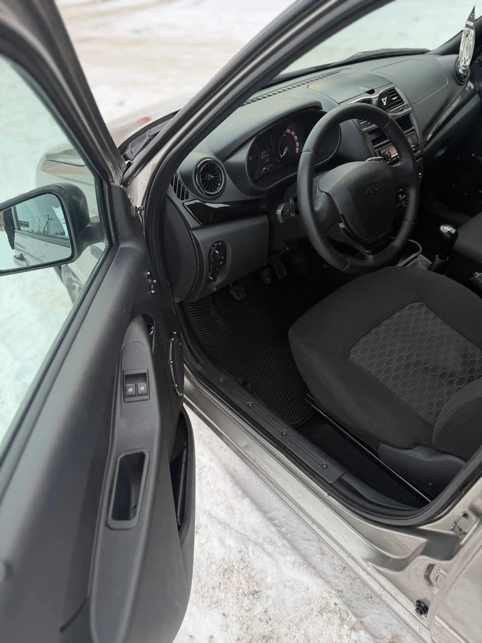 Продажа Лада Гранта 2020 года