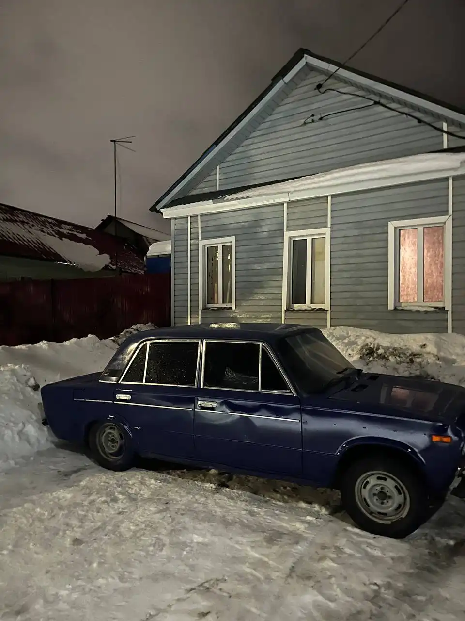 Продажа свеже покрашенного автомобиля с документами