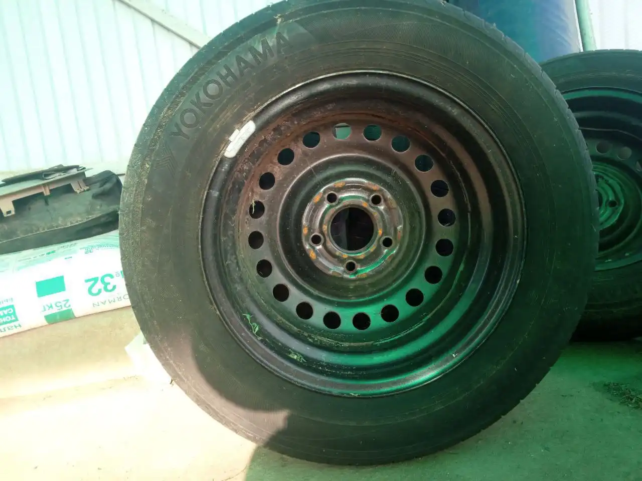 Продажа летних колес 195/65R15 9T - Шины и диски (Авто) в Оренбург