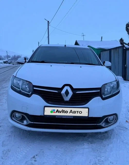 Renault Logan 1.6 МТ 2014 года в хорошем состоянии - Легковые автомобили в Оренбург