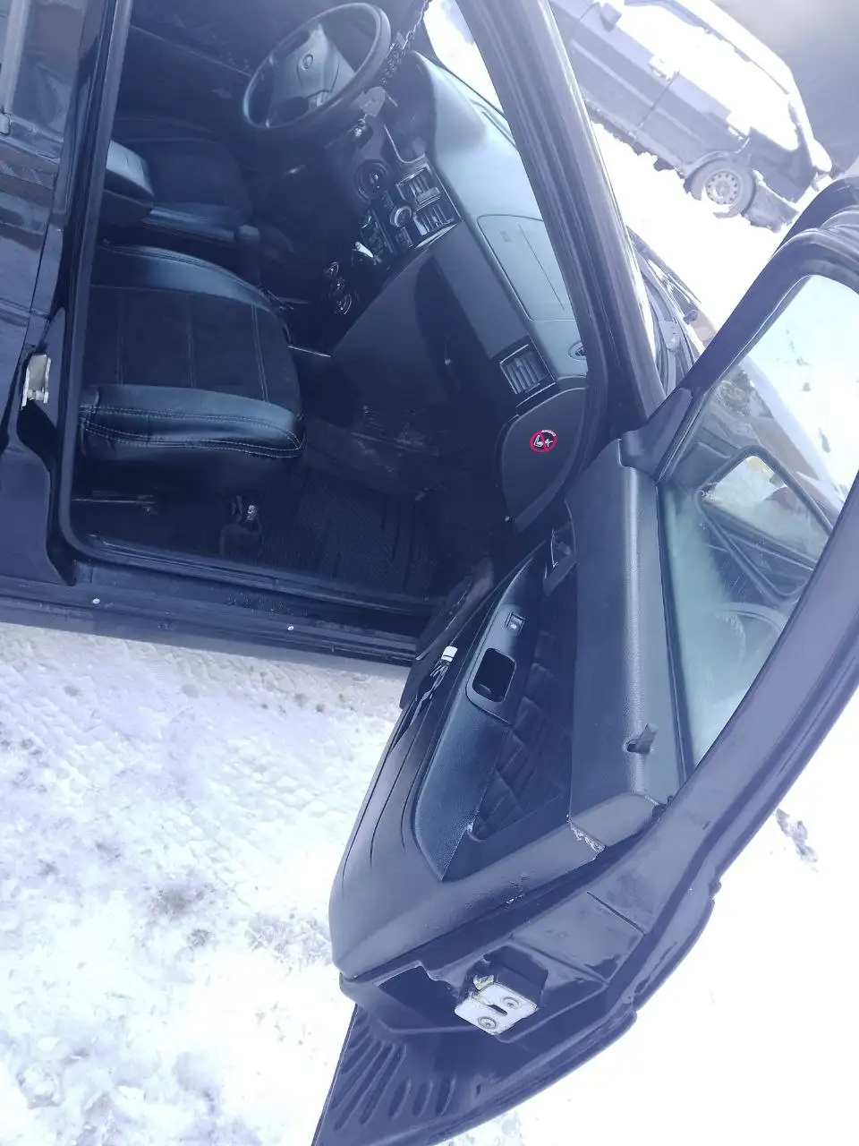 Продам Лада Приора хэтчбек 2009 г.в. - Легковые автомобили (Авто) в Оренбург