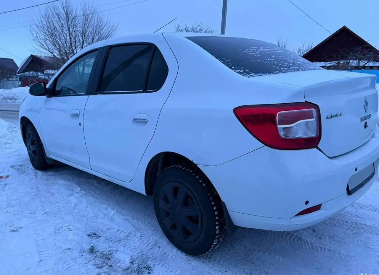 Renault Logan 1.6 МТ 2014 год - Авто в Оренбург