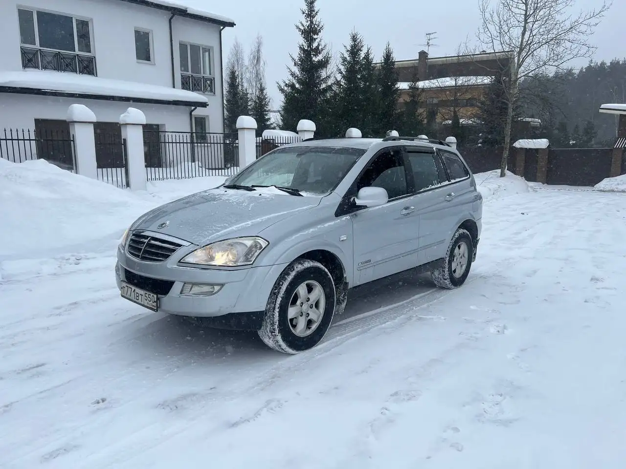 Продажа автомобиля SsangYong Kyron 2011 года - Легковые автомобили (Авто) в Оренбург