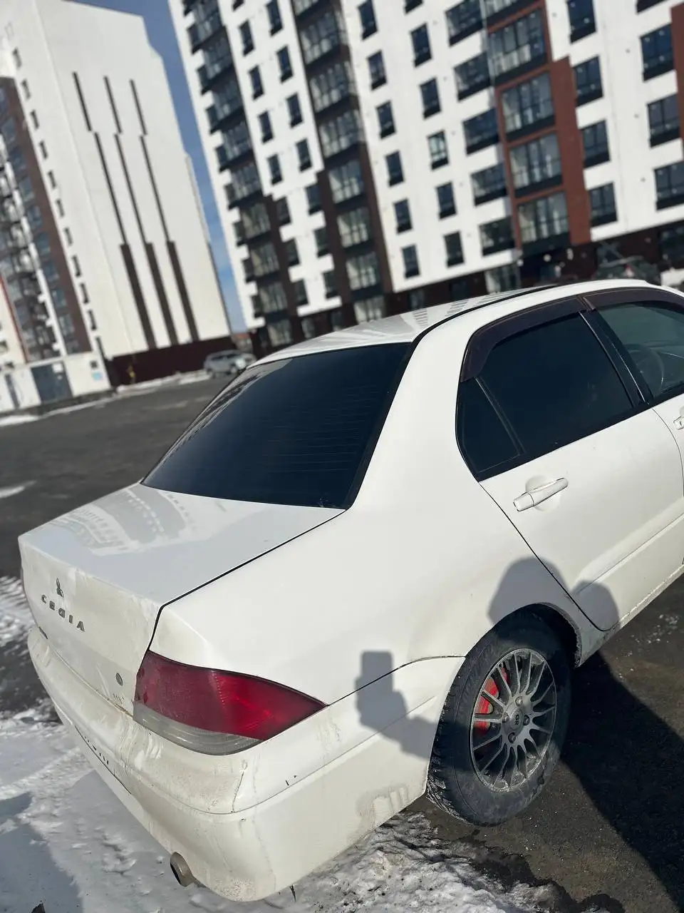 Продается Mitsubishi Lancer 2000 года с неисправной АКПП - Легковые автомобили (Авто) в Оренбург