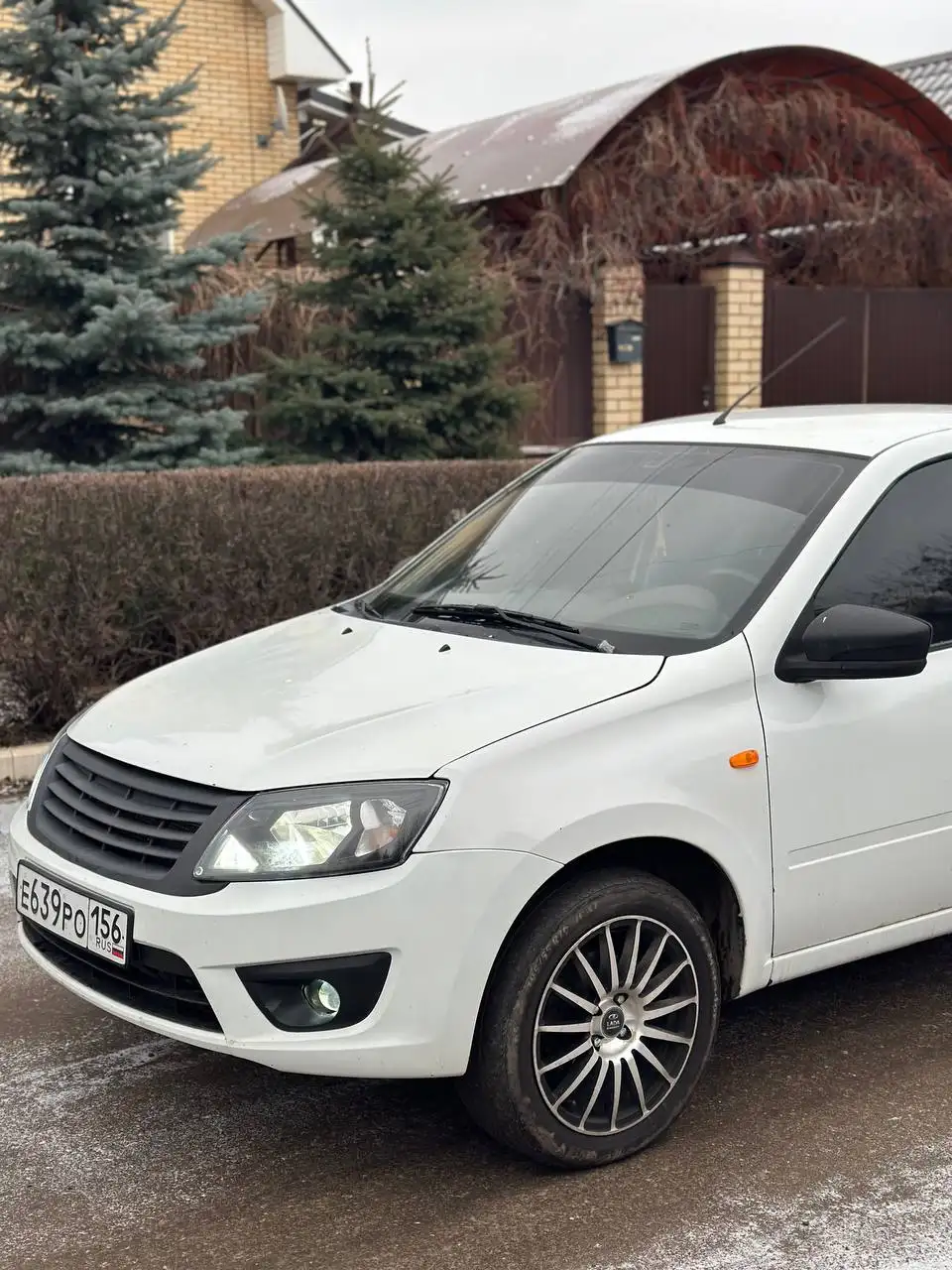 Продажа Лада Гранта 2015 года выпуска - Легковые автомобили (Авто) в Оренбург