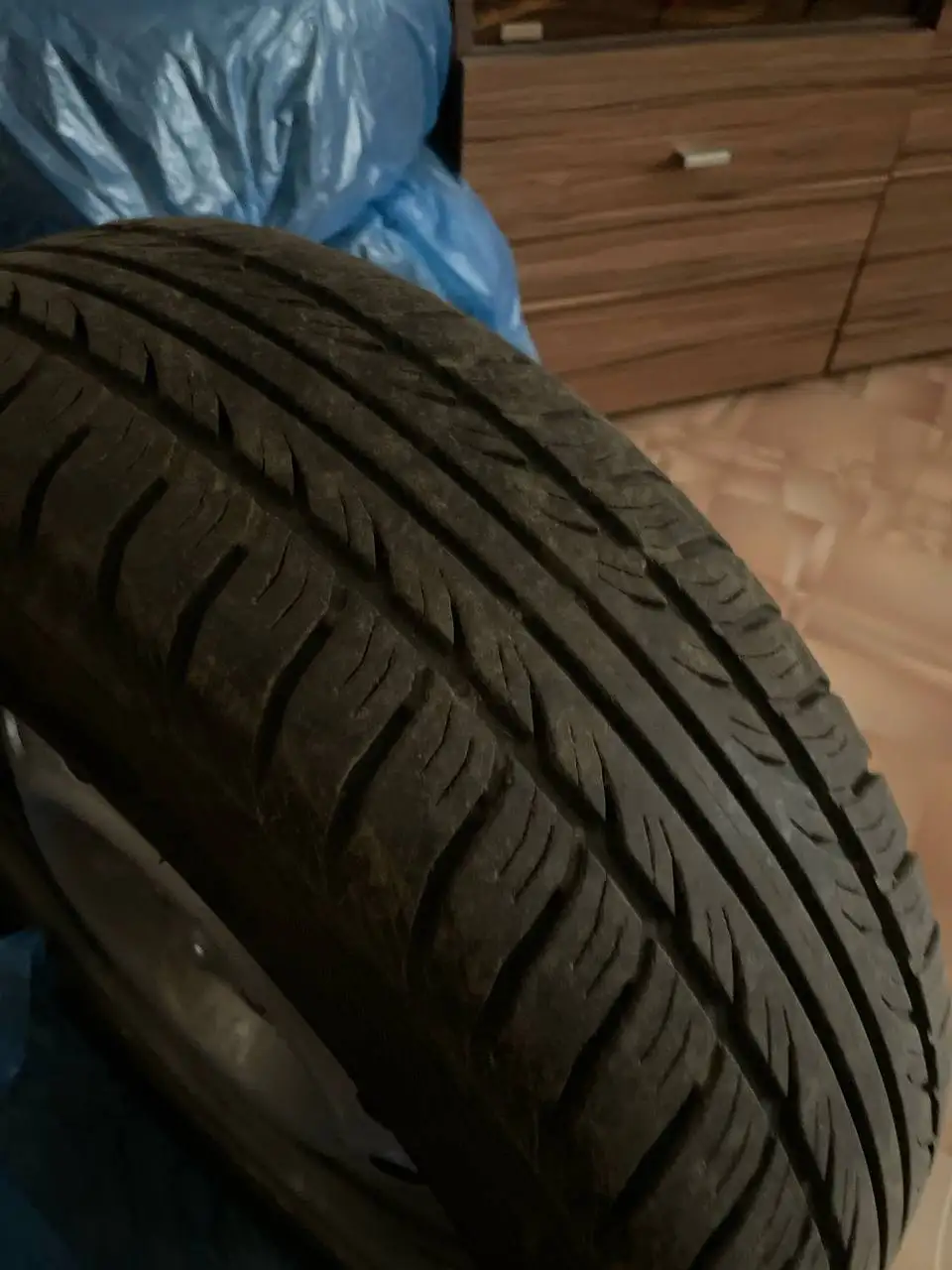 Продам летнюю резину R14 один сезон - Шины и диски (Авто) в Оренбург