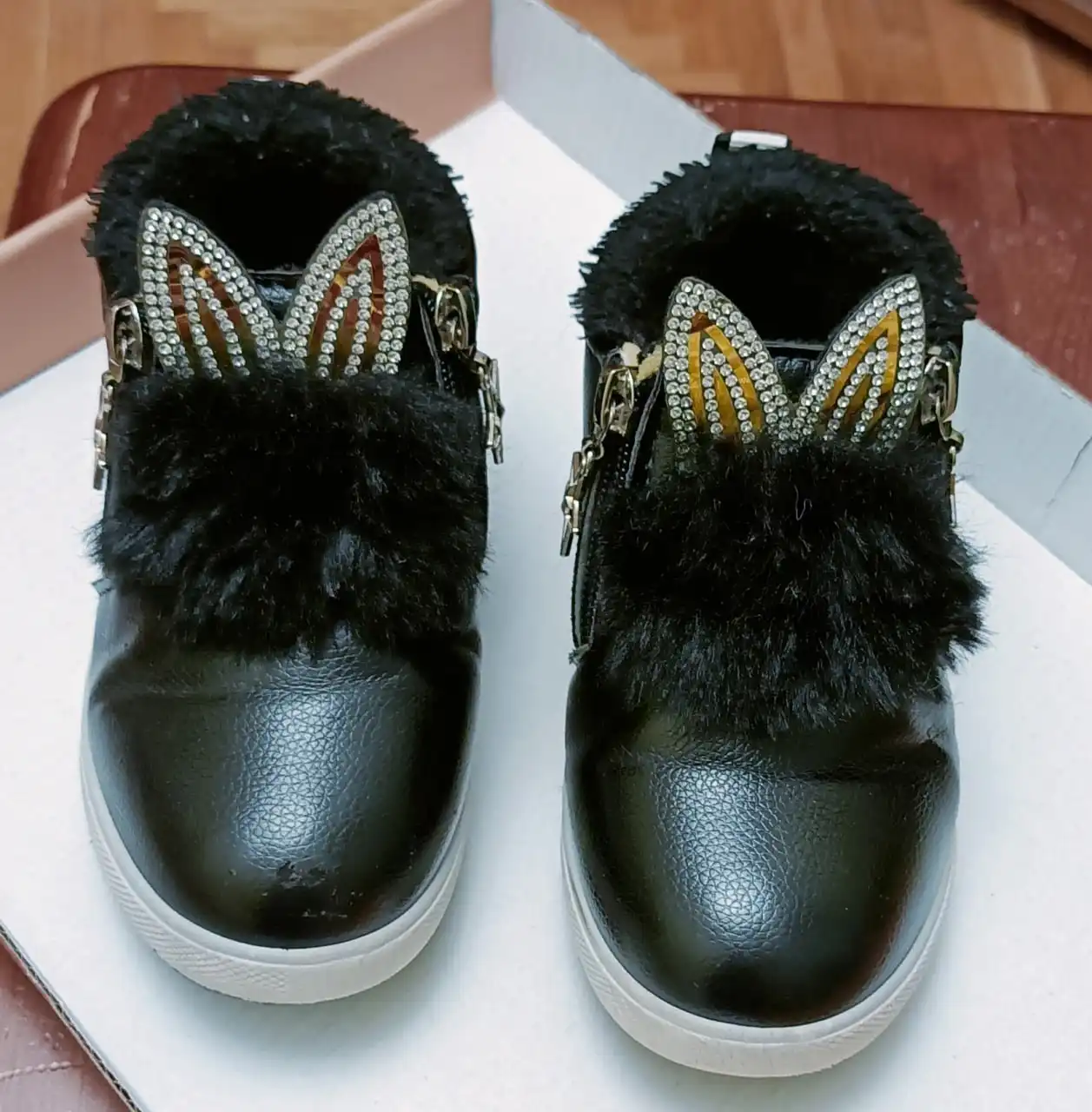 Детская обувь в хорошем состоянии