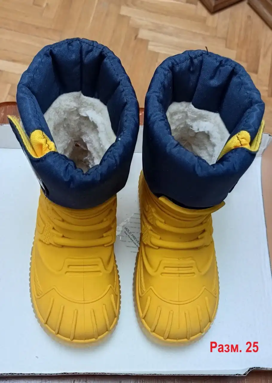 Детская обувь в хорошем состоянии