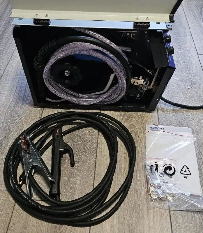 Продам сварочный аппарат АВРОРА ДИНАМИКА 2000