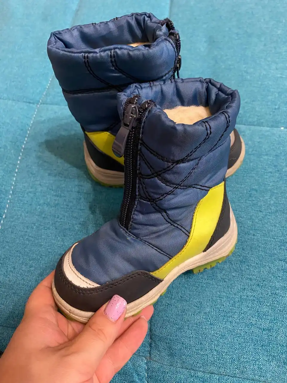 Зимние сапожки для мальчика с натуральным мехом