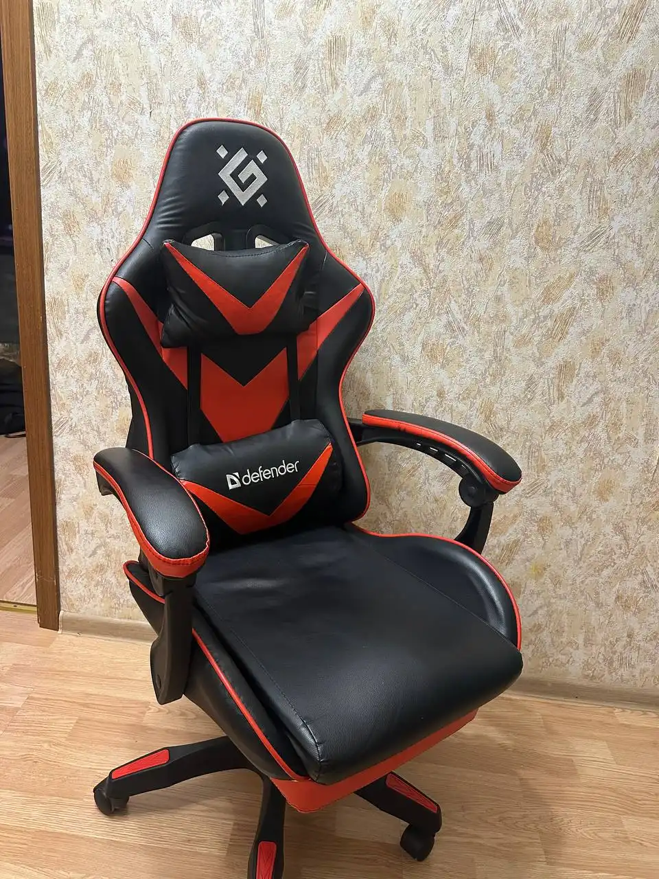 Игровое компьютерное кресло Defender