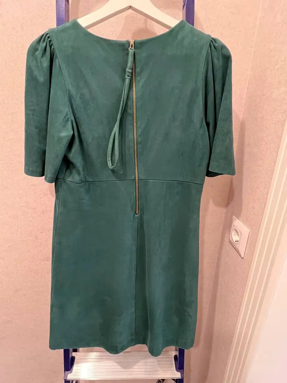 Платье под замшу размер 42